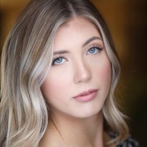 Meet your Posher, Natasha